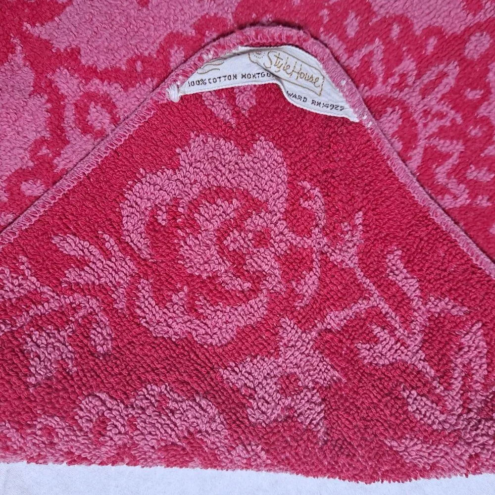 Vintage Stylehouse Bath Hand Towel Washcloth Pink Retro Soft 60s 70s USA Set x 4